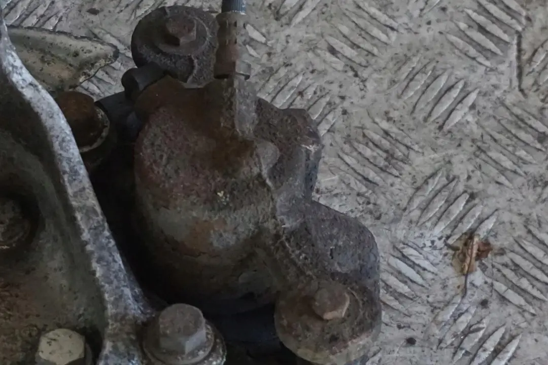 N47 143PS M Sport Stoßdämpfer Federbein Schwenklager Vorn Recht für BMW 1 E88 118d mit Teilenummer 6786028 BMW 1 E88 118d N47 143PS M Sport Stoßdämpfer Federbein Schwenklager Vorn Recht - SKU 6786028-2 - Teilenummer 6786028