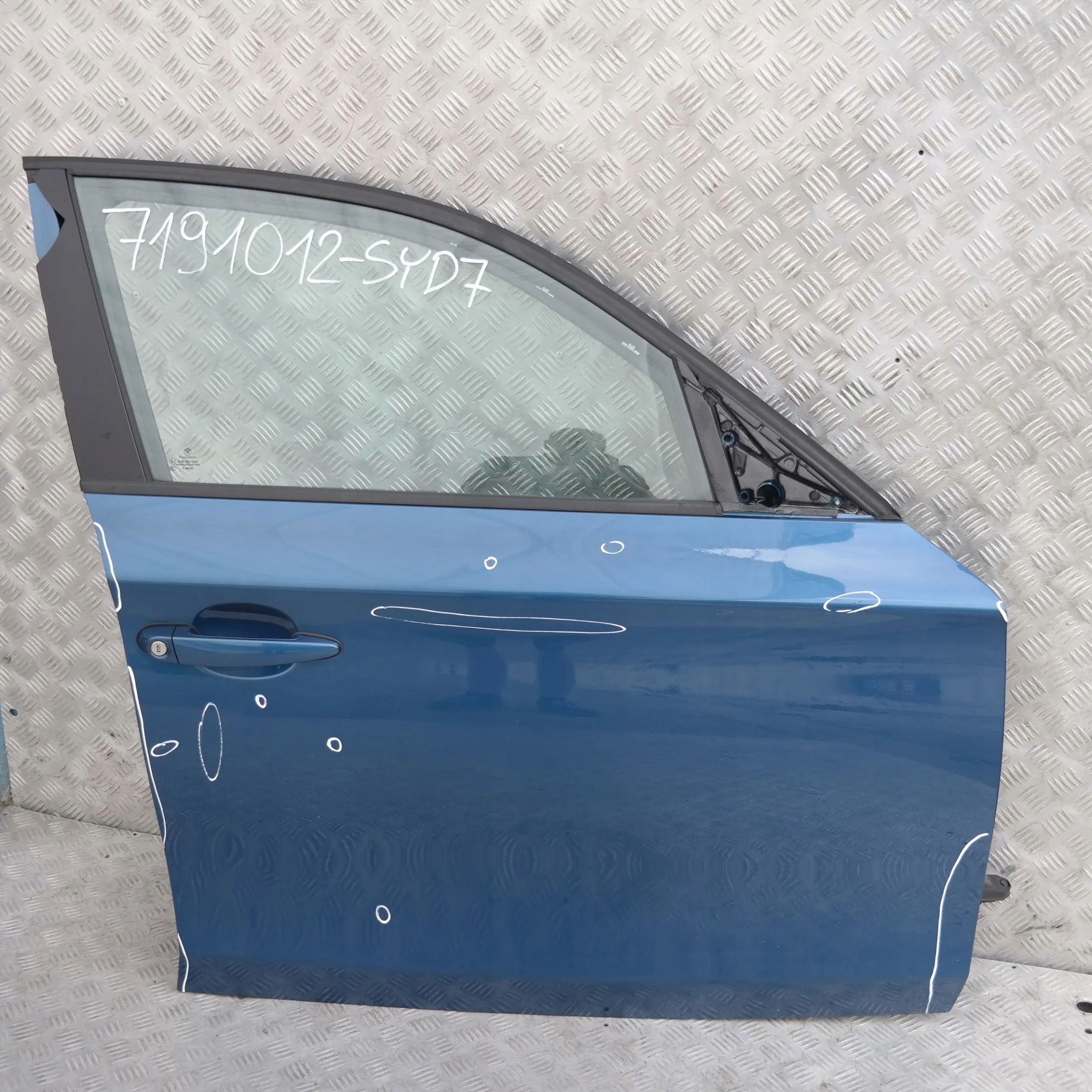 BMW E87 E87N LCI Passeggero Porta Anteriore Destra Sydney Blu A19