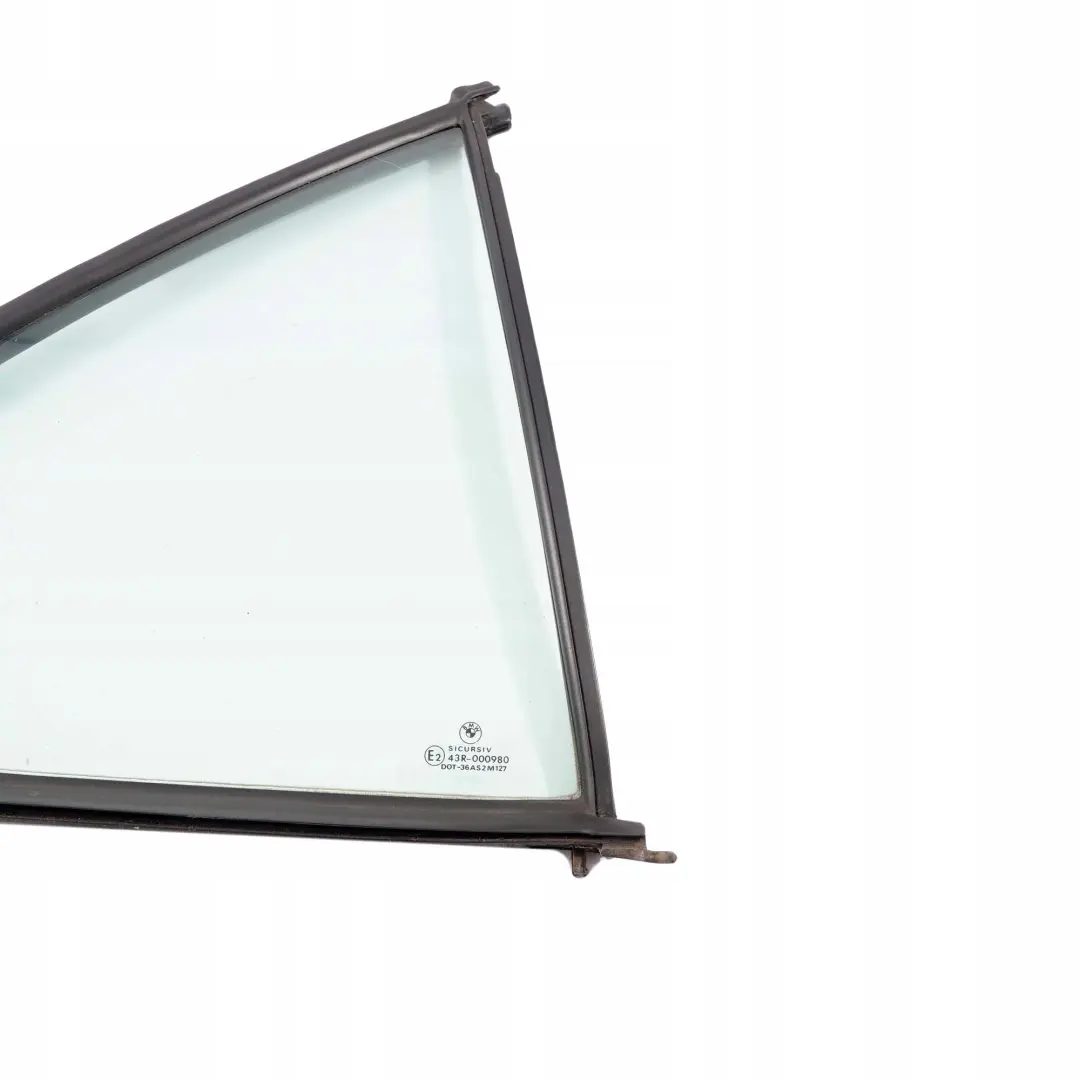 Right O/S Side Quarter Window Glass Green AS2 to BMW 3 Series E36 Saloon Rear with Part number 8122414 BMW 3 Series E36 Saloon Rear Right O/S Side Quarter Window Glass Green AS2 - SKU 8122414 - Part number 8122414