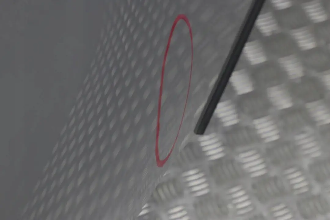 Tür Hinten Rechts Titansilber Titan Silber Metallic - 354 für BMW X5 er E53 4 mit Teilenummer 8256828 BMW X5 er E53 4 Tür Hinten Rechts Titansilber Titan Silber Metallic - 354 - SKU 8256828-TS4 - Teilenummer 8256828