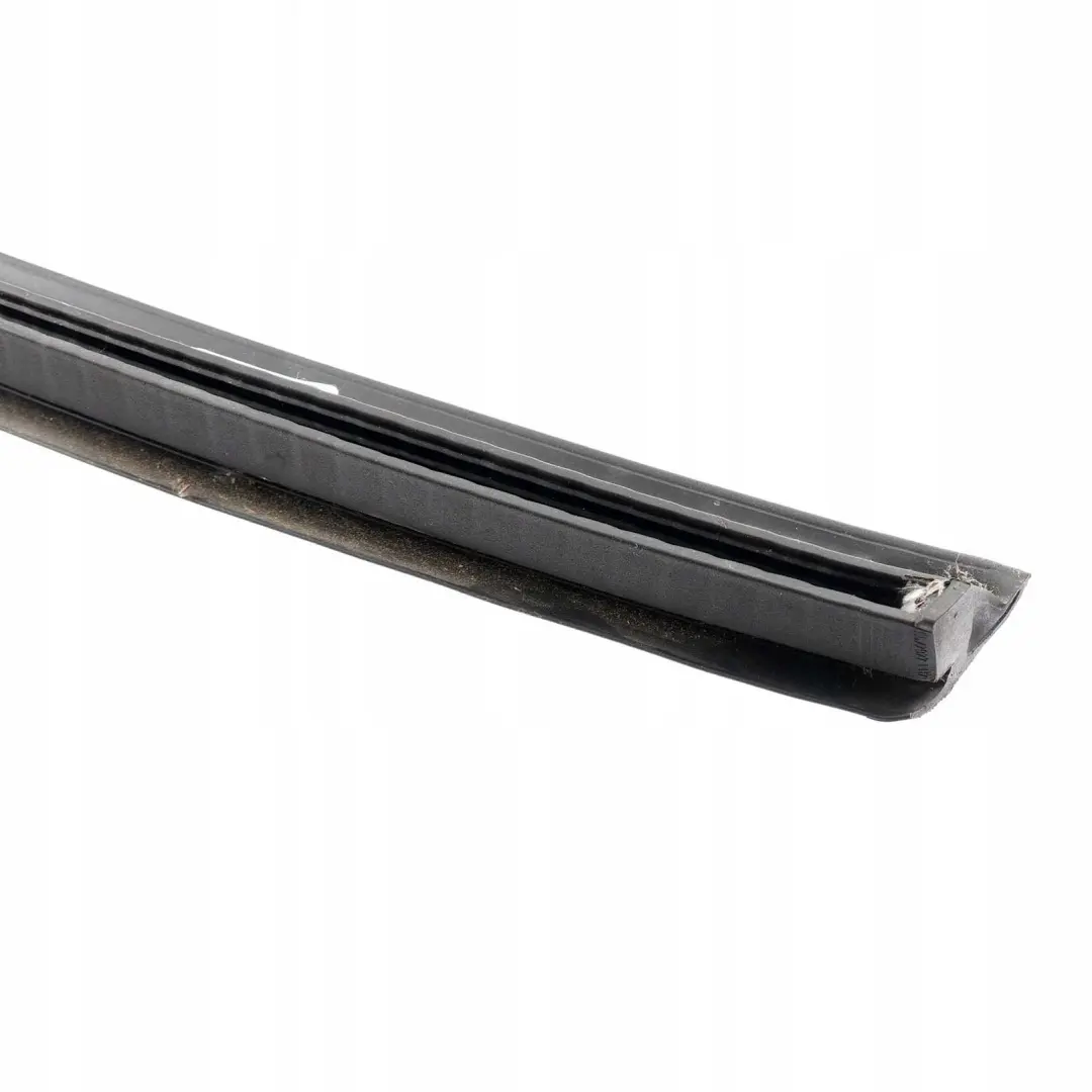 Uszczelka dachu lewy przód dach do BMW E89 Z4 o numerze 7149453 BMW E89 Z4 Uszczelka dachu lewy przód dach - SKU 7149453 - Numer Części 7149453