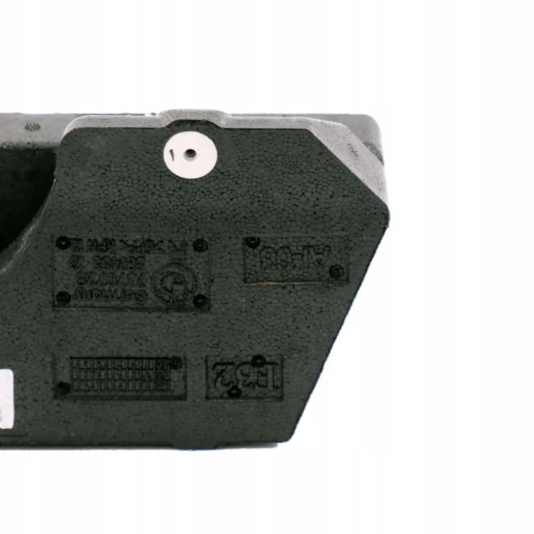 Crashpad Embellecedor Puerta Delantera Derecha para BMW F32 F33 F82 F83 M4 con número de pieza 7370730 BMW F32 F33 F82 F83 M4 Crashpad Embellecedor Puerta Delantera Derecha - SKU 7370730 - Número de pieza 7370730