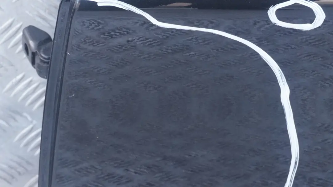 Conducteur Porte Arriere Gauche Noir Sapphire Metallique 475 pour BMW 35 E87 LCI à propos du numéro de pièce 7191017 BMW 35 E87 LCI Conducteur Porte Arriere Gauche Noir Sapphire Metallique 475 - SKU 7191017-BS35 - Numéro de pièce 7191017