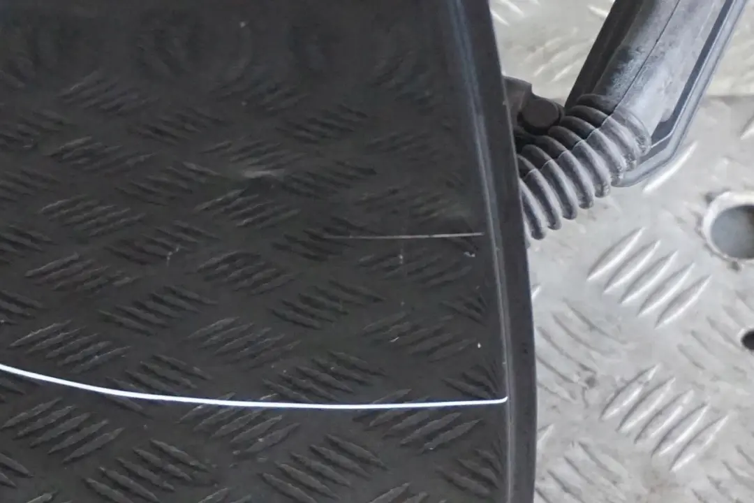 BMW 3 E90 Drzwi prawe tylne schwarz II 668 - SKU 7203648-SCH8 - Numer Części 7203648