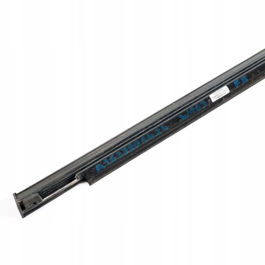  Mercedes-Benz M ML W163 Front Right Door Window Outside Rail Strip - SKU A1637201424 - Part number A1637201424