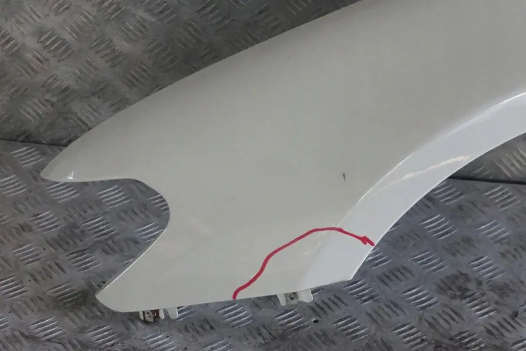 BMW E65 E66 Pannello Laterale Anteriore Sinistra Parafango Bianco Alpino 300 - SKU 7061661-AW - Numero di parte 7061661