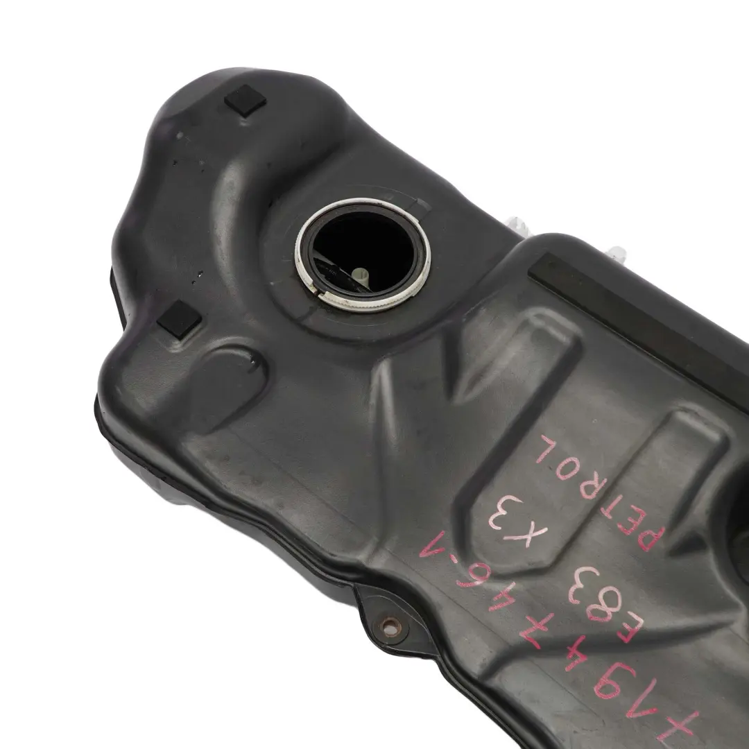 Nue Reservoir de Carburant Essence N46 M54 7194746 pour BMW X3 E83 à propos du numéro de pièce 16117194746 BMW X3 E83 Nue Reservoir de Carburant Essence N46 M54 7194746 - SKU 7194746-1 - Numéro de pièce 16117194746