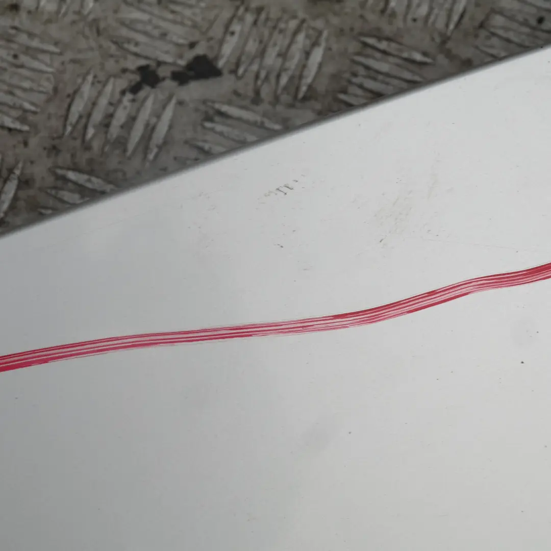 BMW X5 E53 Spoiler Haut Argent Titane Titan Argent 354 7025612 - SKU 7025612-TS1 - Numéro de pièce 51717025612