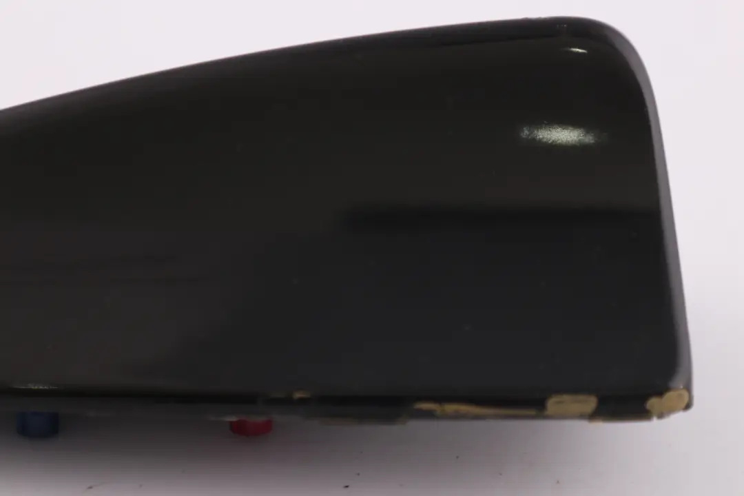 Roof Aerial Casing Shark Fin Antenna Black Sapphire 3411475 to BMW X3 Series E83 with Part number 2147432 BMW X3 Series E83 Roof Aerial Casing Shark Fin Antenna Black Sapphire 3411475 - SKU 2147432-BS1 - Part number 2147432