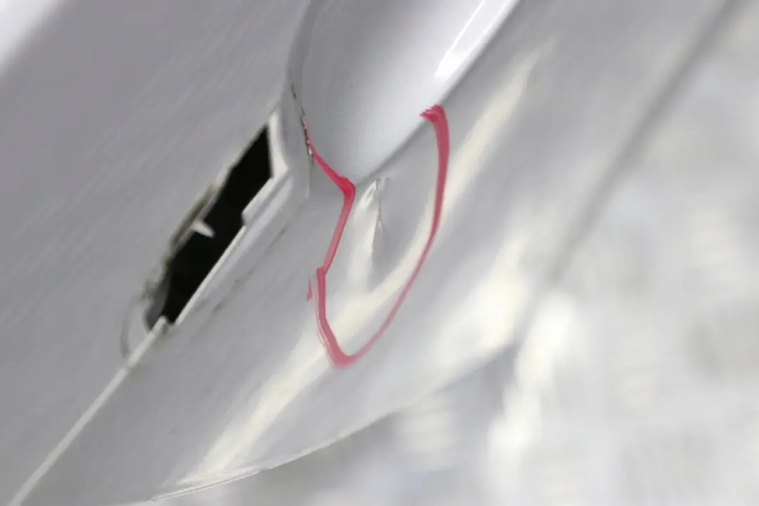 Door Rear Right O/S Titansilber Titan Silver Metallic - 354 to BMW 3 E46 Saloon with Part number 7034154 BMW 3 E46 Saloon Door Rear Right O/S Titansilber Titan Silver Metallic - 354 - SKU 7034154-TS - Part number 7034154