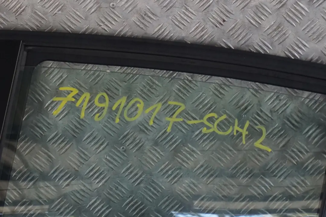 BMW E87 drzwi lewe tylne lewy tył schwarz II 668 - SKU 7191017-SCH2 - Numer Części 7191017