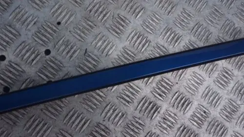 BMW 1 Series E81 E87 Right Roof Moulding Railing O/S Montegoblau Blue Metallic - SKU 0032702-MTB - Part number 0032702