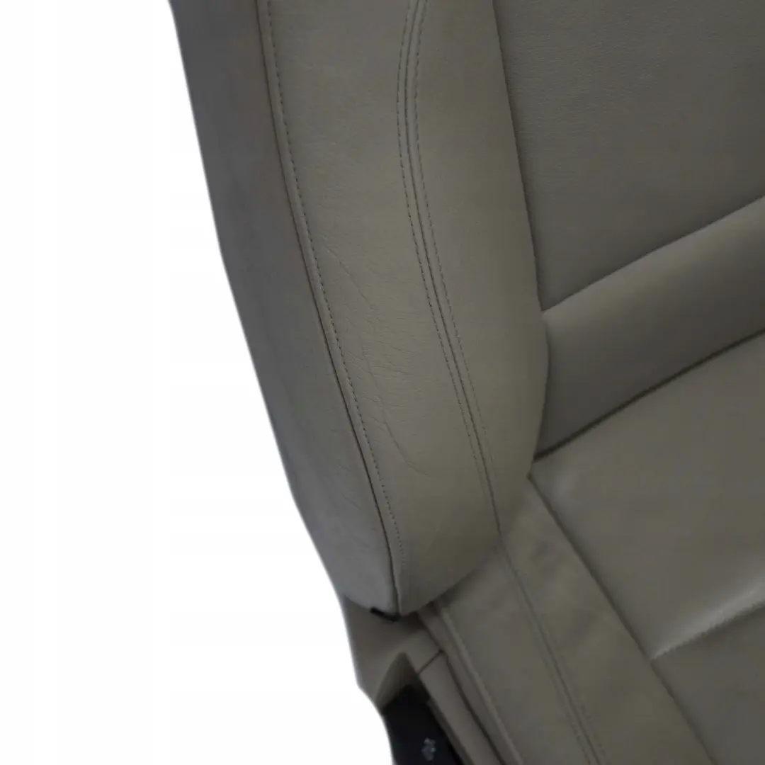Fotel prawy lewy kanapa skóra beige do BMW Cabrio o numerze E88 BMW Cabrio Fotel prawy lewy kanapa skóra beige - SKU E88 Beige Leather Seats - Numer Części E88