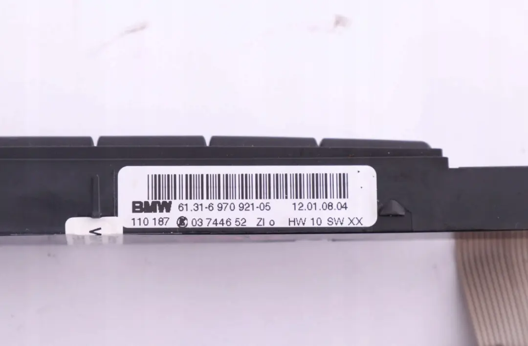 BMW 1 SERIES E81 E82 E87 SUPPORTING LEDGE LEFT SIDE SKIRT WING N/S - SKU 7118159 - Part number 51777118159
