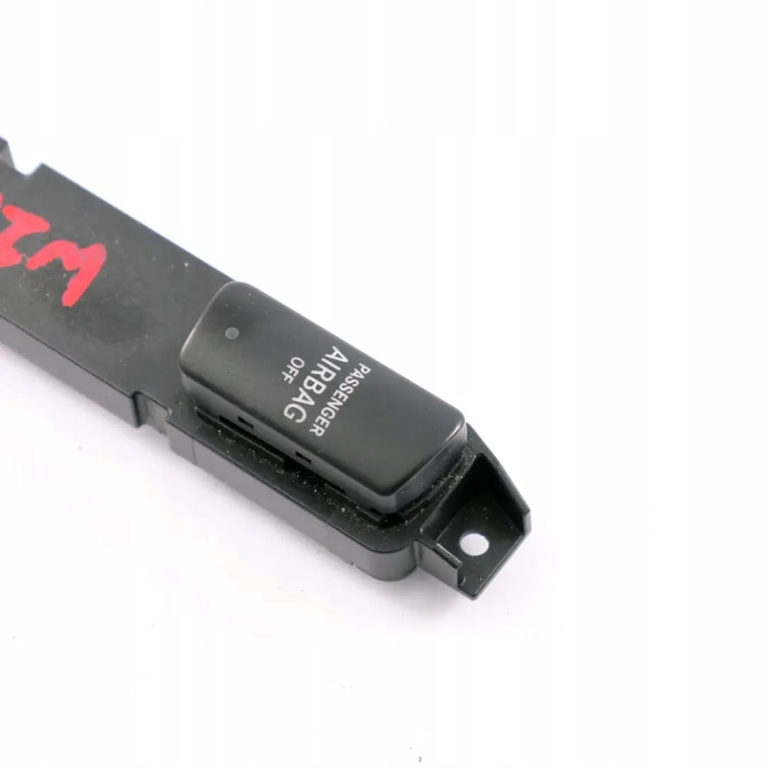  Mercedes-Benz Clase S W220 Airbag del pasajero Boton del interruptor - SKU A2208218458 - Número de pieza A2208218458