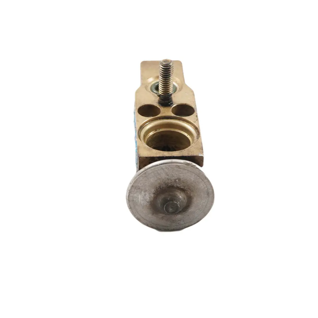 Valvula De Expansion del Aire Acondicionado para Mercedes W202 W210 con número de pieza A2028300184 Mercedes W202 W210 Valvula De Expansion del Aire Acondicionado - SKU A2028300184 - Número de pieza A2028300184