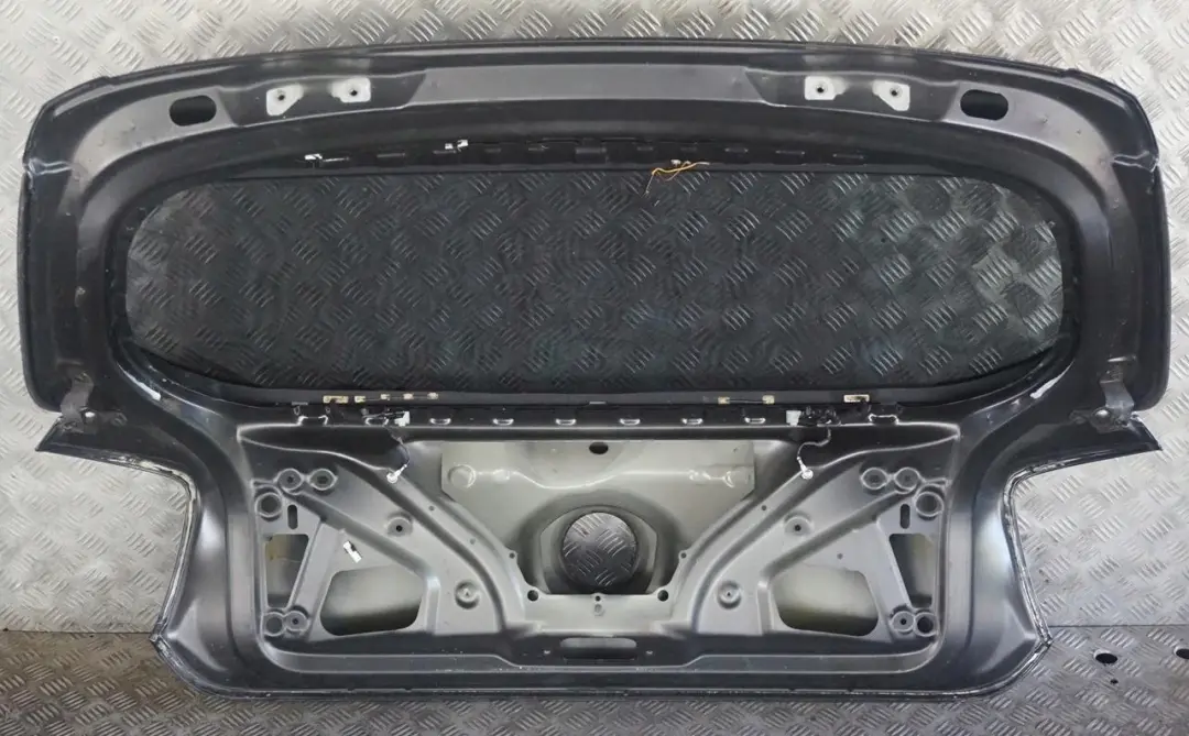 Boot Trunk Lid Tailgate Black Sapphire - 475 to BMW 1 Series F20 F21 1 Rear with Part number 7305470 BMW 1 Series F20 F21 1 Rear Boot Trunk Lid Tailgate Black Sapphire - 475 - SKU 7305470-BS1 - Part number 7305470