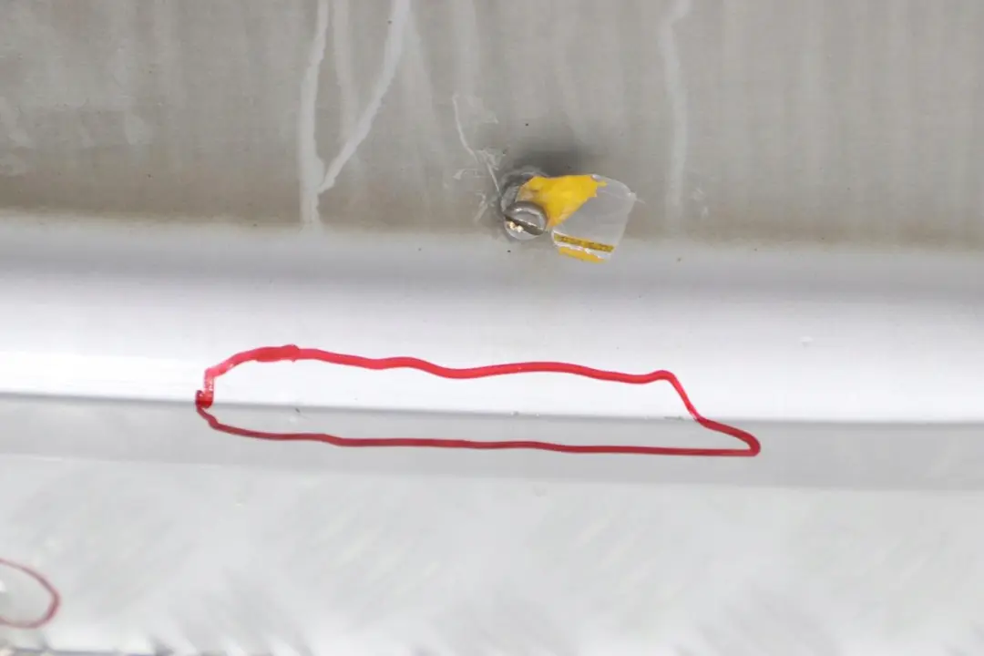 Class S211 Touring Boot Trunk Lid Tailgate Brilliant Silver - 744U to Mercedes E with Part number A2117400205 Mercedes E Class S211 Touring Boot Trunk Lid Tailgate Brilliant Silver - 744U - SKU A2117400205-BS - Part number A2117400205