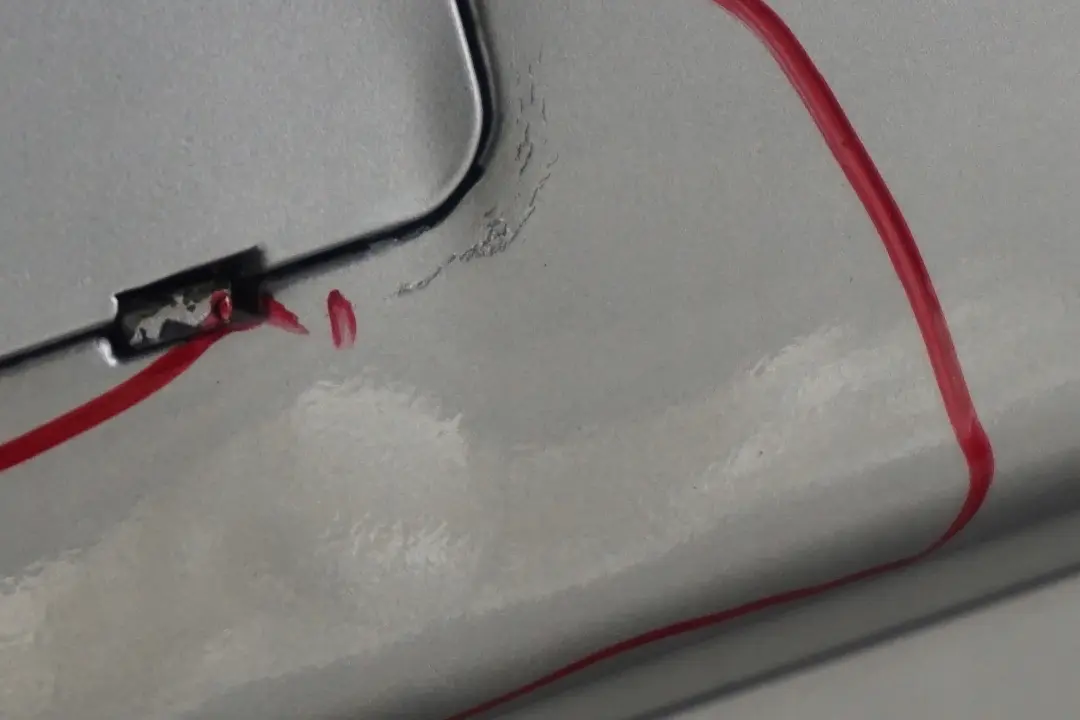 Complete Rear Bumper Trim Panel PDC Titansilber Silver to BMW X3 Series E83 with Part number 3400941 BMW X3 Series E83 Complete Rear Bumper Trim Panel PDC Titansilber Silver - SKU 3400941-TS - Part number 3400941