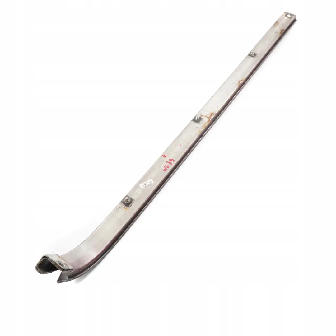 Mercedes-Benz Vito W639 Rear Right O/S Sliding Door Middle Rail to with Part number A6397661137 Mercedes-Benz Vito W639 Rear Right O/S Sliding Door Middle Rail - SKU A6397661137 - Part number A6397661137