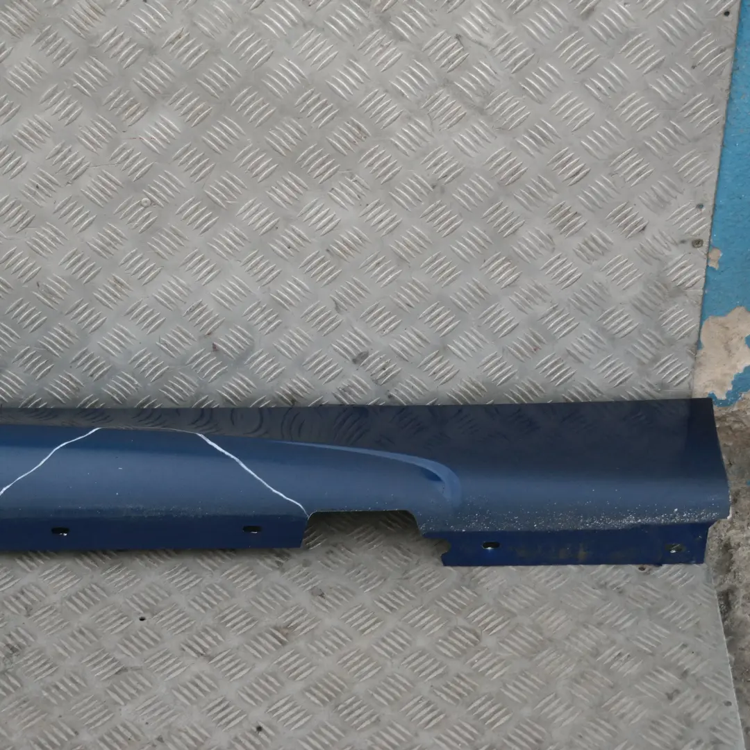 BMW E87 LCI M Sport Bas de Porte Couverture Seuil Droite le Mans Bleu - SKU 0033556-LMB - Numéro de pièce 51770033556-LMB1