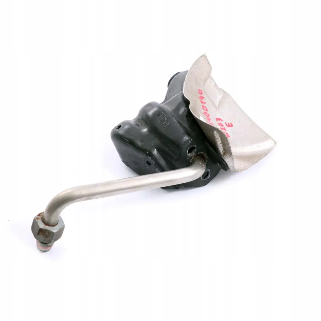 Mercedes-Benz C-Klasse W203 M111 C180 AGR Ventil Halter für mit Teilenummer A1111400140 Mercedes-Benz C-Klasse W203 M111 C180 AGR Ventil Halter - SKU A1111400140 - Teilenummer A1111400140