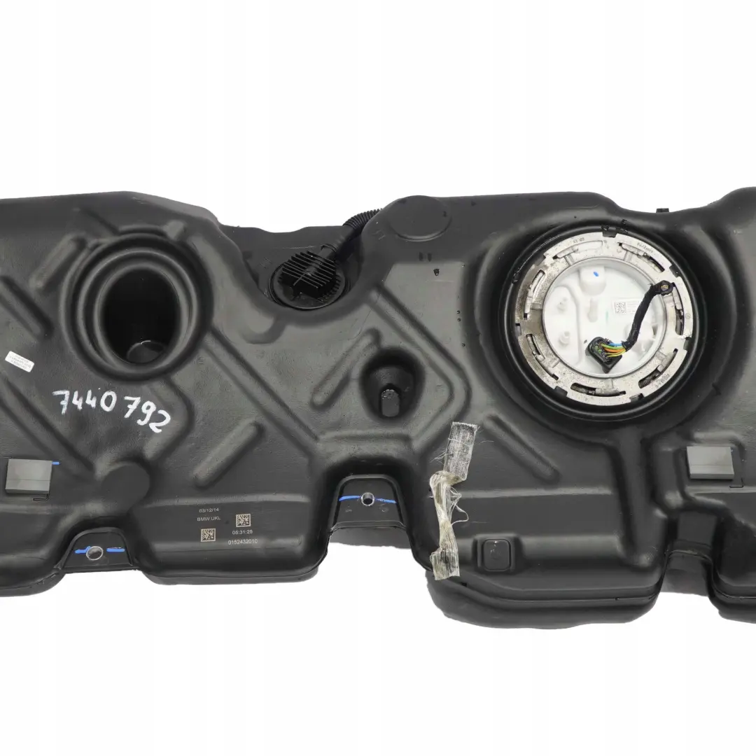 Mini Cooper F55 F56 F57 B37 B47 Diesel Tanque De combustible De plastico - SKU 7440792 - Número de pieza 7440792
