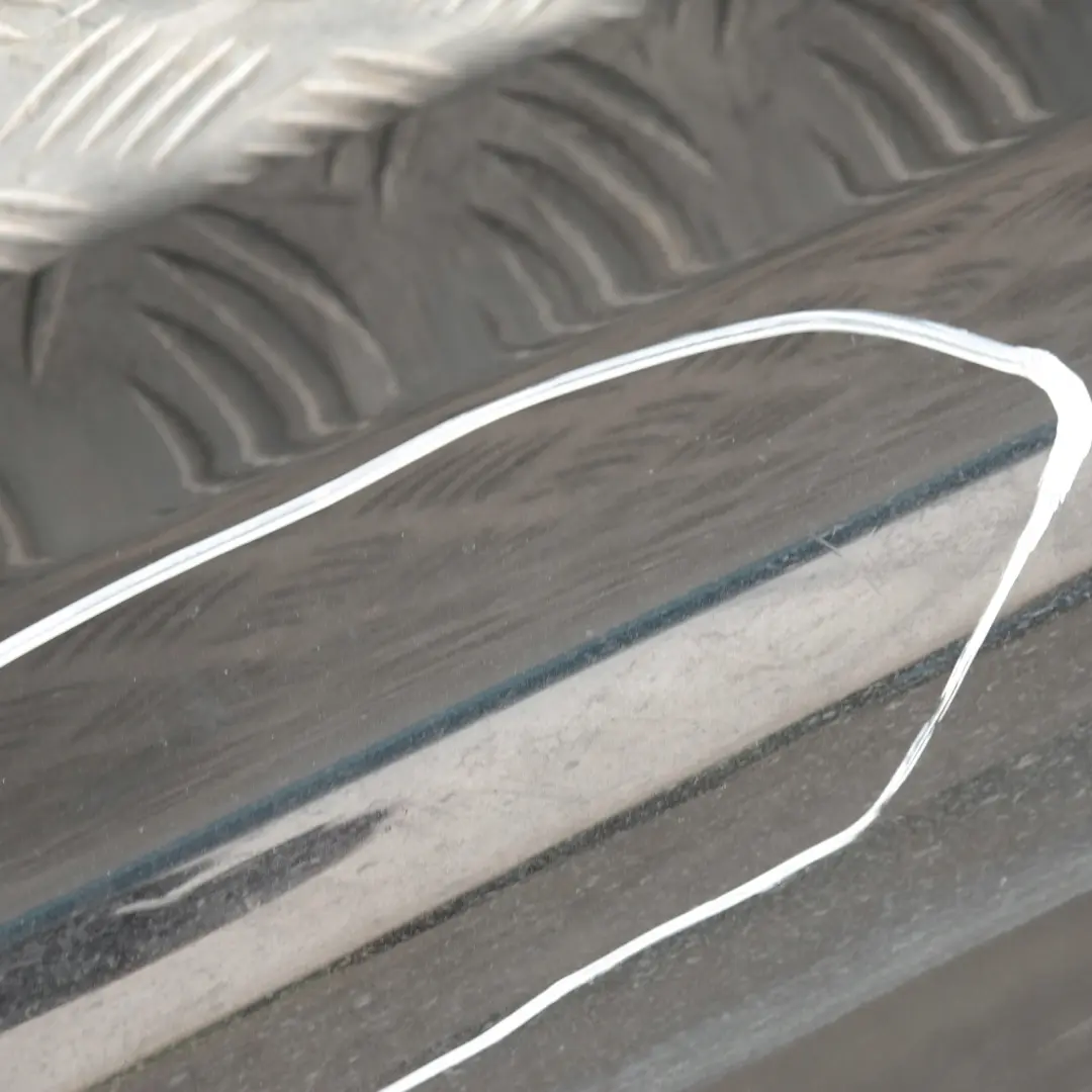 Schwellerleiste Seitenschweller rechts Schwarz Saphir Metallic für BMW 3 7 E90 E91 mit Teilenummer 32950 BMW 3 7 E90 E91 Schwellerleiste Seitenschweller rechts Schwarz Saphir Metallic - SKU 0032950-BS7 - Teilenummer 32950