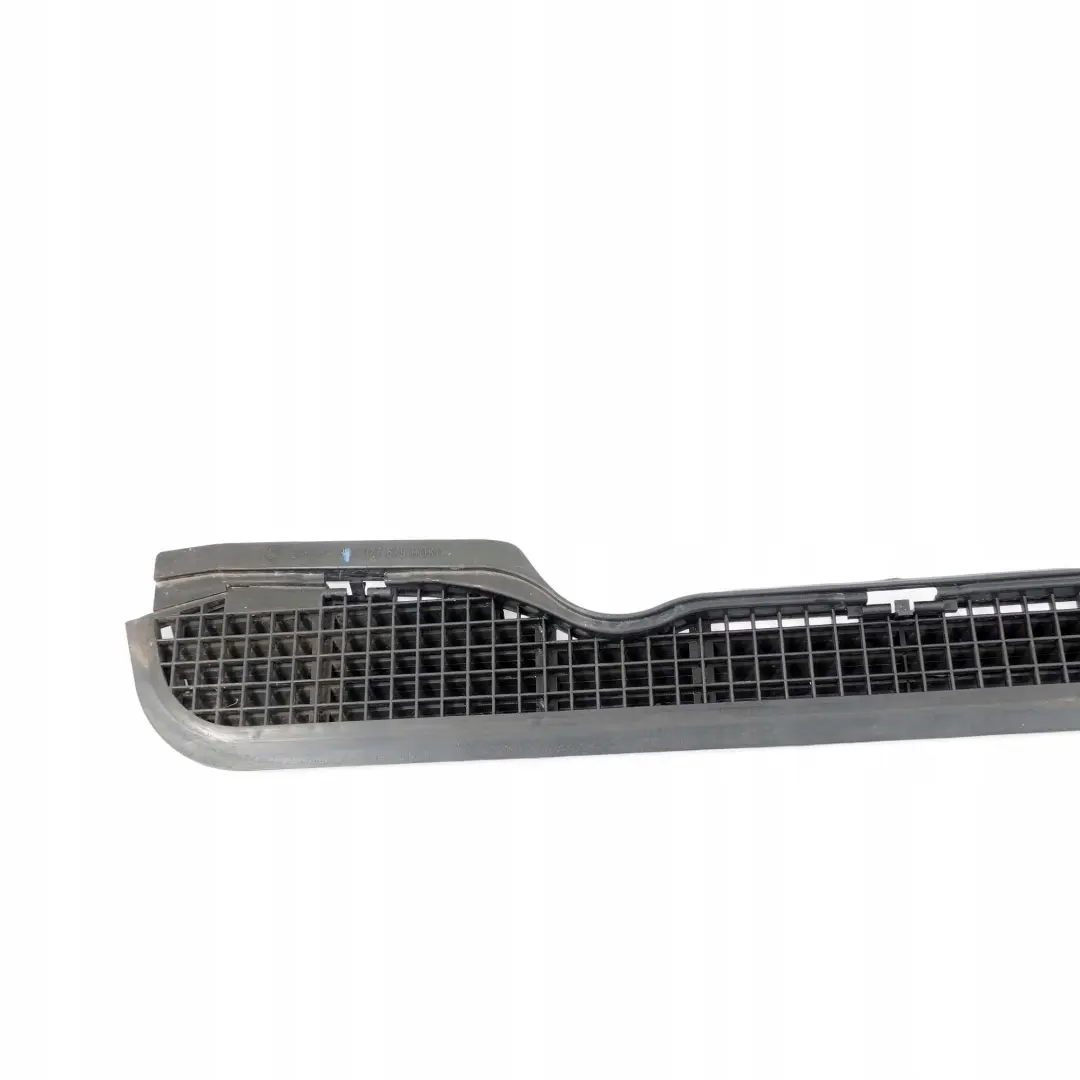 Reihe E36 Luftwegegitter Luftführung Abdeckung Grille für BMW 3 mit Teilenummer 1977679 BMW 3 Reihe E36 Luftwegegitter Luftführung Abdeckung Grille - SKU 1977679 - Teilenummer 1977679