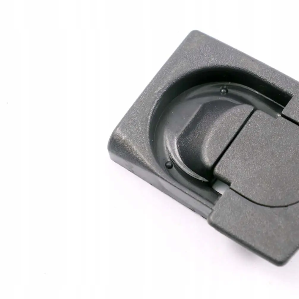 Mercedes-Benz W168 Portabagagli Occhiello di Ancoraggio Supporto per con numero di parte A1688490179 Mercedes-Benz W168 Portabagagli Occhiello di Ancoraggio Supporto - SKU A1688490179 - Numero di parte A1688490179