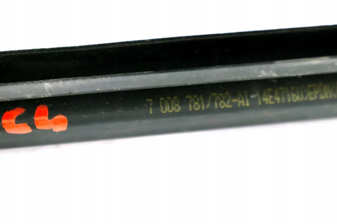 Listwa drzwi szyby lewa lewy tył do BMW E64 o numerze 7008781 BMW E64 Listwa drzwi szyby lewa lewy tył - SKU 7008781 - Numer Części 7008781