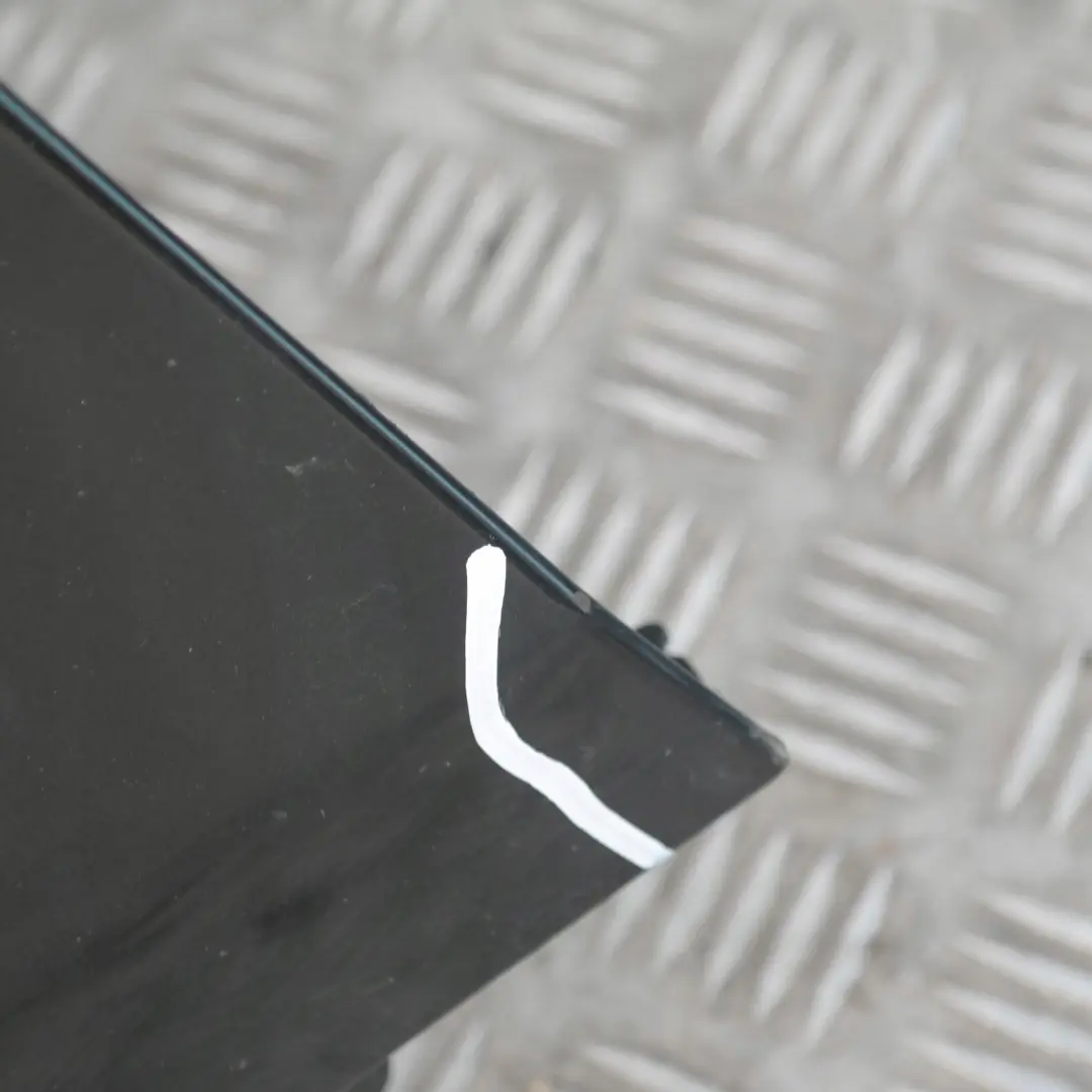 Błotnik lewy przedni black sapphire do BMW E60 E61 o numerze 7111429 BMW E60 E61 Błotnik lewy przedni black sapphire - SKU 7111429-BS - Numer Części 7111429