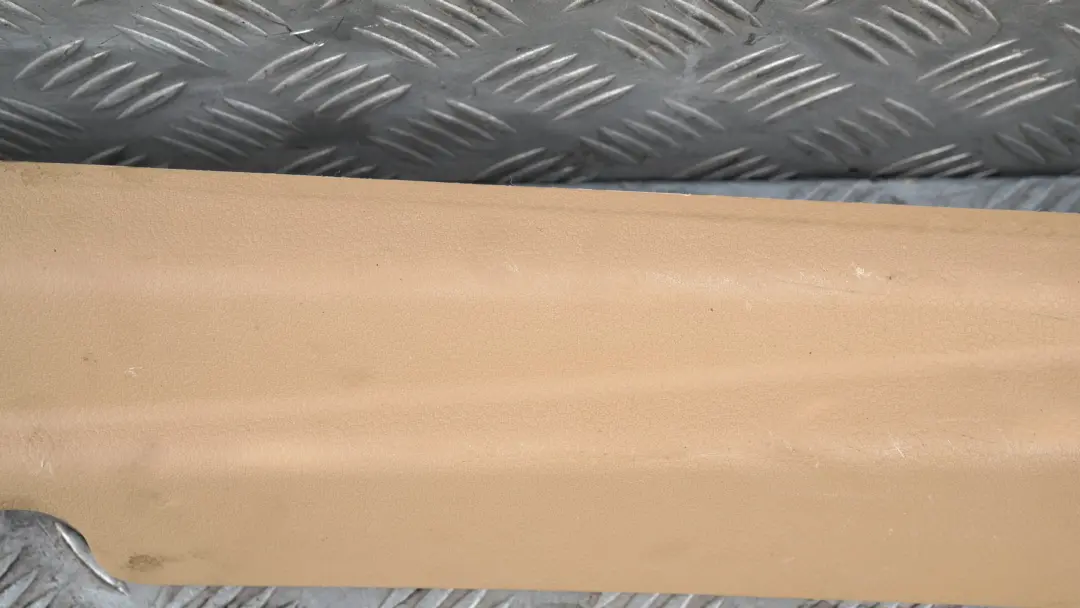 BMW Mini R57 Cabrio Seitenverkleidung unten vorne links TUSCAN BEIGE 2758181 - SKU 9133681 - Teilenummer 9133681