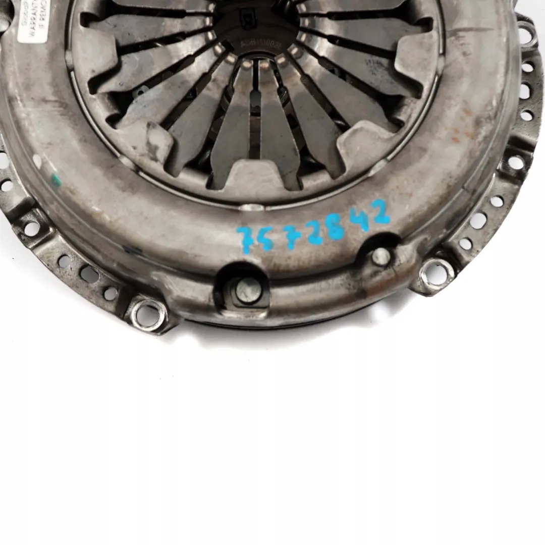 Essence N12 N16 Embrayage Pression pour Mini Cooper One R55 R56 R57 R58 R60 R61 à propos du numéro de pièce 7572842 Mini Cooper One R55 R56 R57 R58 R60 R61 Essence N12 N16 Embrayage Pression - SKU 7572842 - Numéro de pièce 7572842