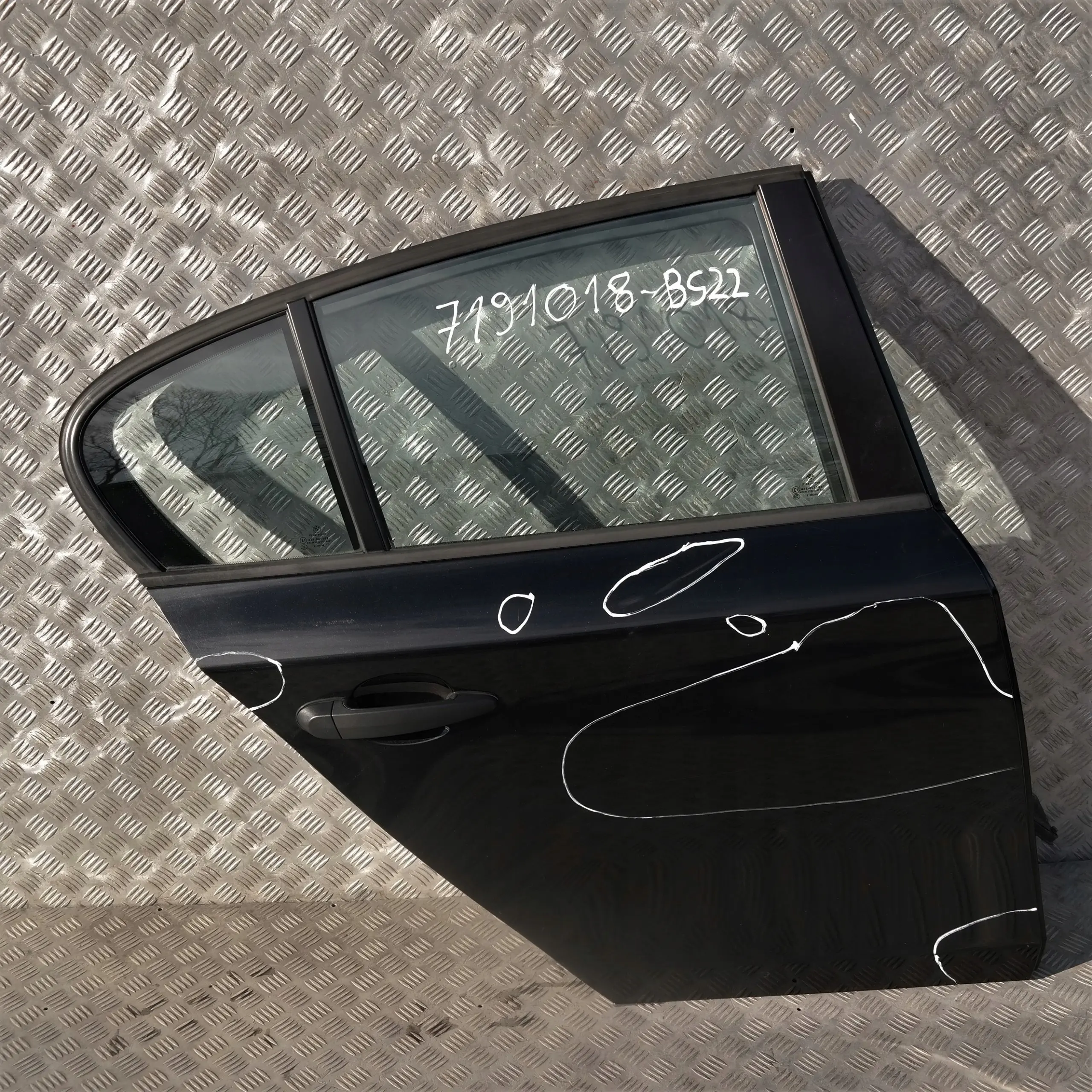 BMW 1 Serie E87 E87N Deur Achter Rechts Zwart Saffier Metallic 475