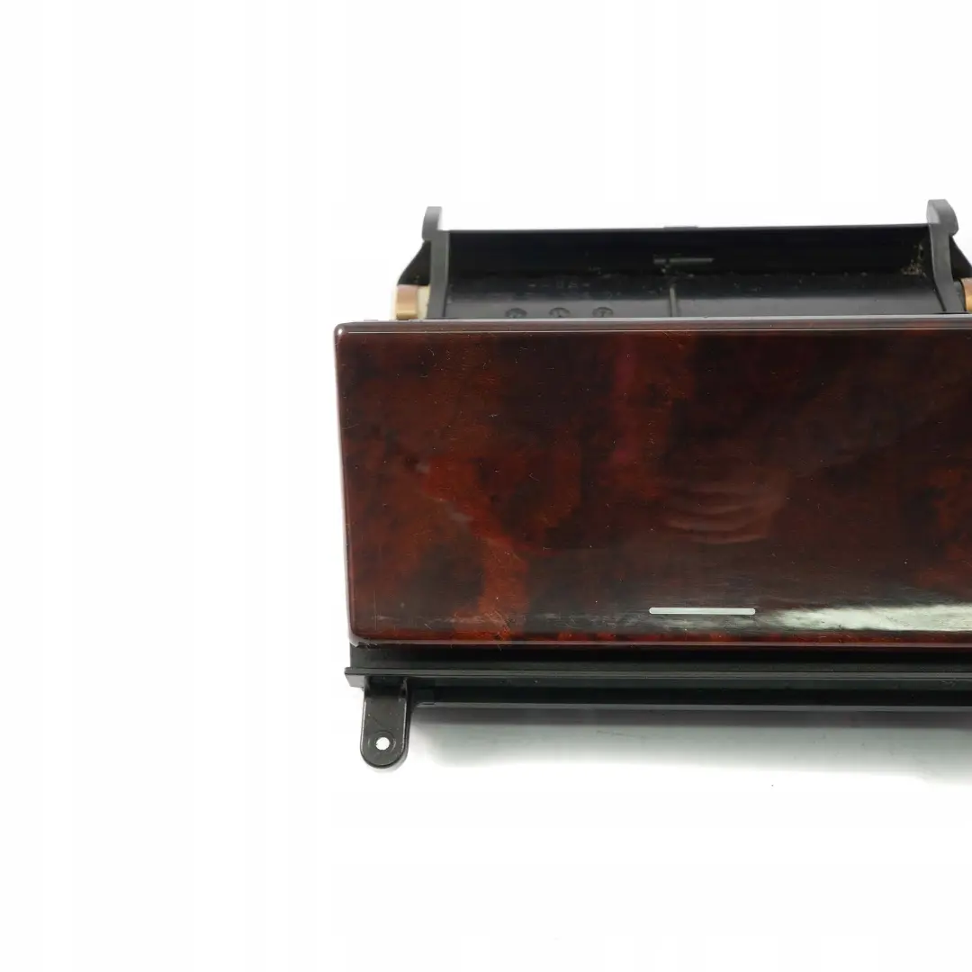 Clase CLK W208 Consola Central Cenicero Panel De Madera para Mercedes con número de pieza A2088100830 Mercedes Clase CLK W208 Consola Central Cenicero Panel De Madera - SKU A2088100830 - Número de pieza A2088100830