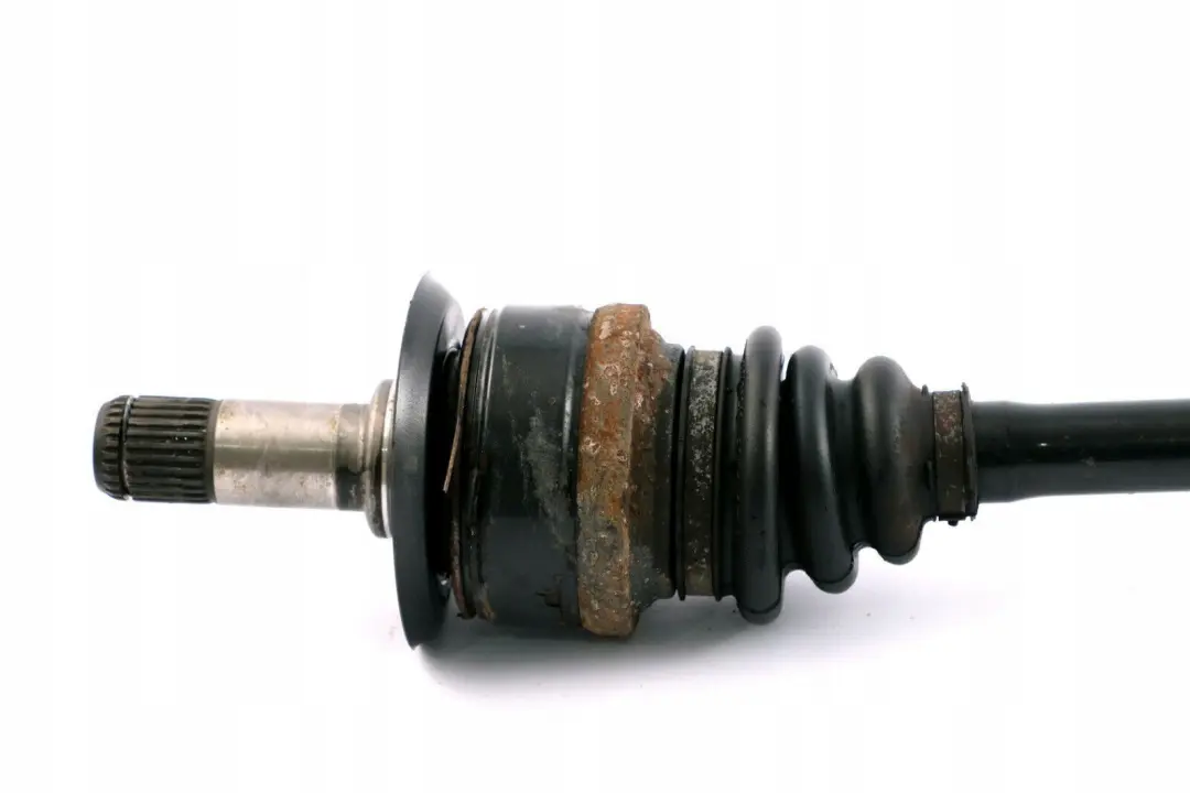 Salida Eje De Transmision Izquierda para BMW F20 F21 F30 F31 con número de pieza 7624205 BMW F20 F21 F30 F31 Salida Eje De Transmision Izquierda - SKU 7624205 - Número de pieza 7624205