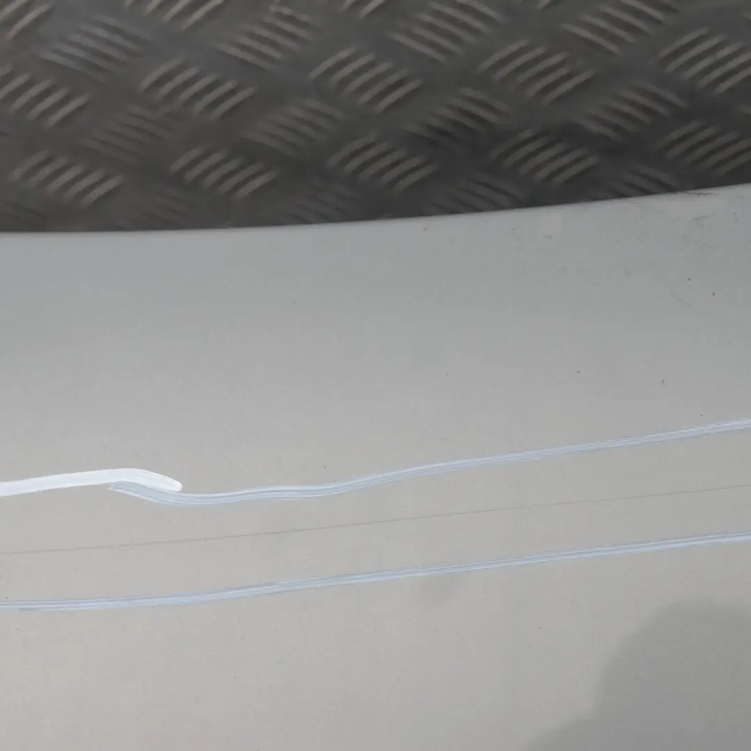 Klapa tył bagażnika arktis A34 do BMW E90 o numerze 41627151491 BMW E90 Klapa tył bagażnika arktis A34 - SKU 7151491-AM1 - Numer Części 41627151491