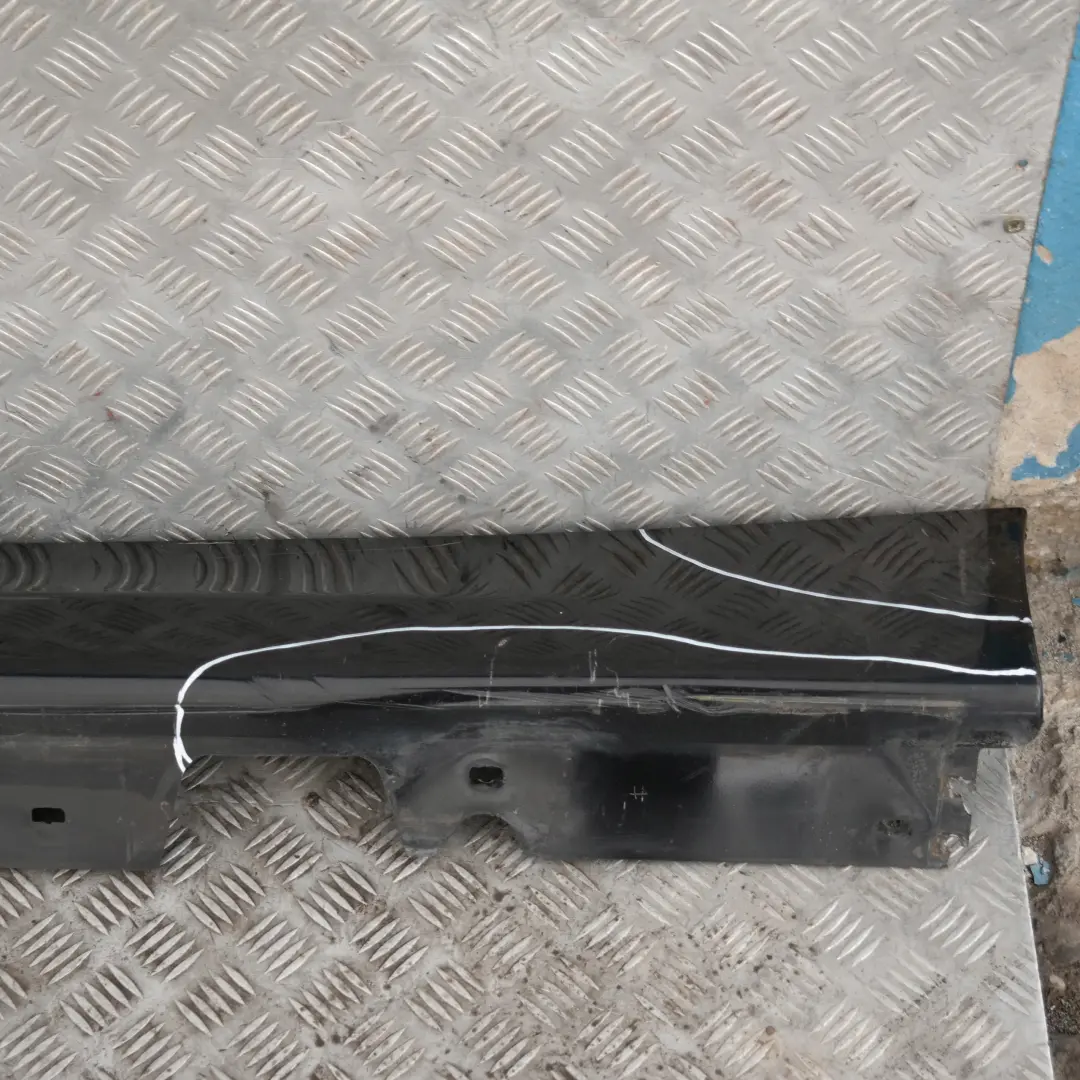 BMW E90 E91 Sill Strip Side Trim Skirt Left Black Sapphire Metallic - SKU 0032951-BS12 - Número de pieza 51770032951