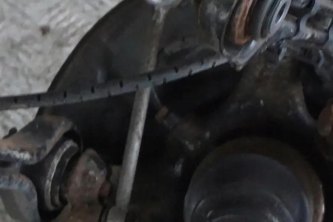 M47N2 Abtriebswelle Schwenklager Bremssattel Bremse Hinten Links für BMW 1 E87 118d mit Teilenummer 6774809 BMW 1 E87 118d M47N2 Abtriebswelle Schwenklager Bremssattel Bremse Hinten Links - SKU 6774809-25 - Teilenummer 6774809