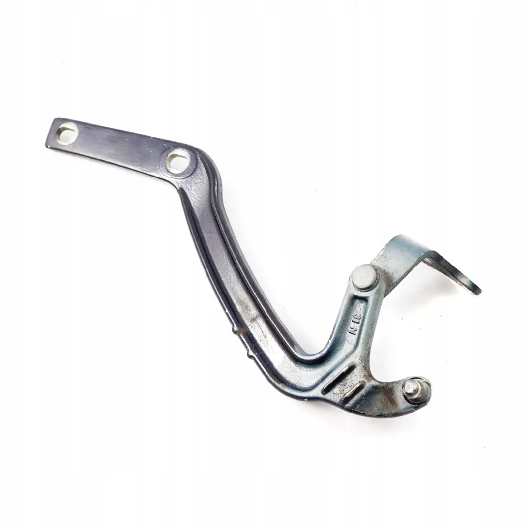 Zawias klapy bagażnika prawy do Mercedes E W210 KOMBI o numerze A2107401037 Mercedes E W210 KOMBI Zawias klapy bagażnika prawy - SKU A2107401037-TB - Numer Części A2107401037