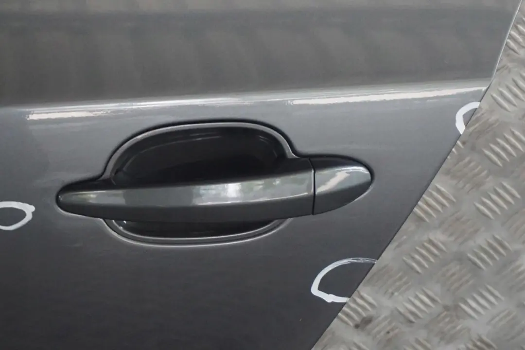 Porta Posteriore Sinistra Grigio Titanio II Titan Grigio - A36 BMW E60 LCI - SKU 7202341-TGR - Numero di parte 7202341