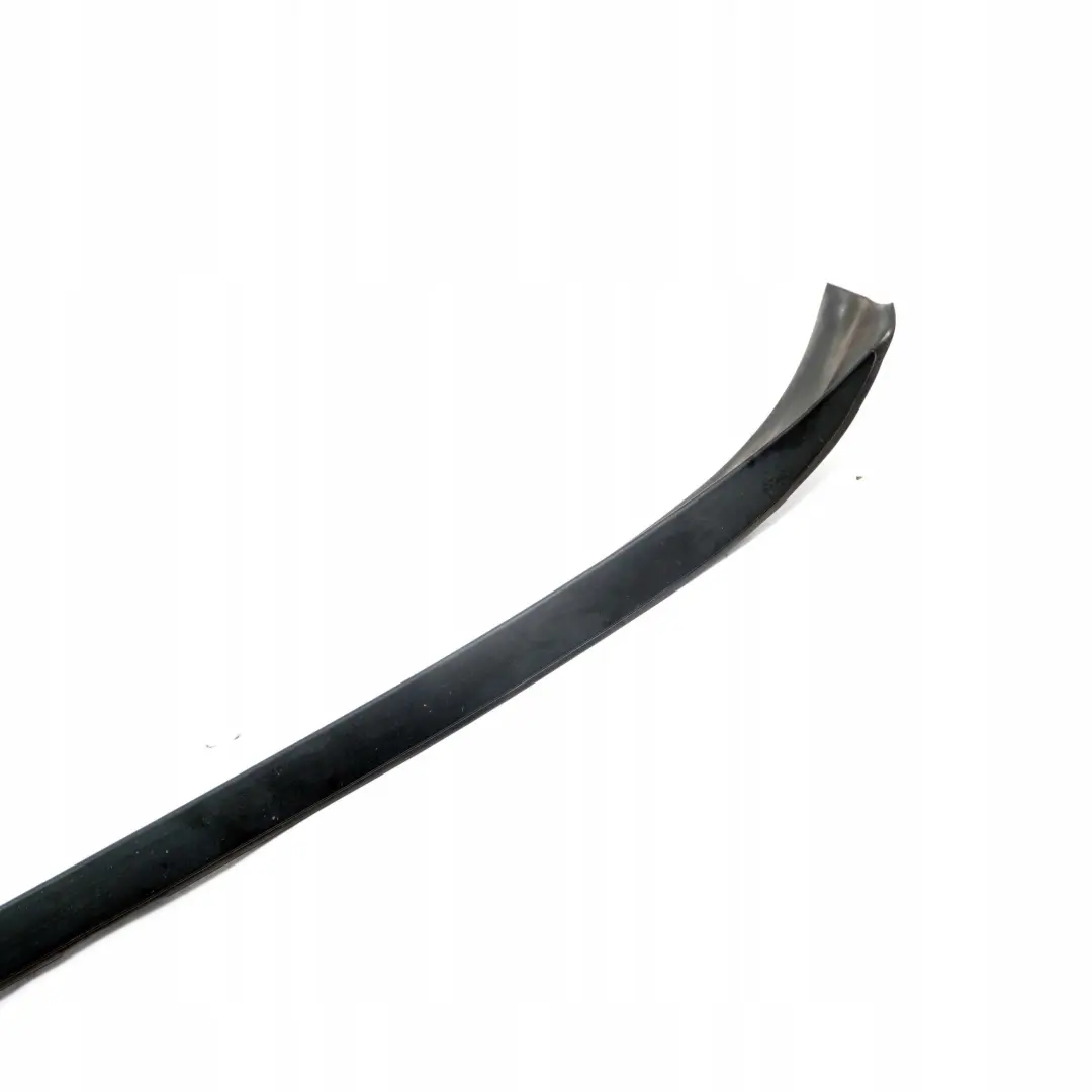 Front Right O/S Windscreen Drip Moulding Trim Black Matt to BMW 3 Series E90 E91 with Part number 7265164 BMW 3 Series E90 E91 Front Right O/S Windscreen Drip Moulding Trim Black Matt - SKU 7265164 - Part number 7265164