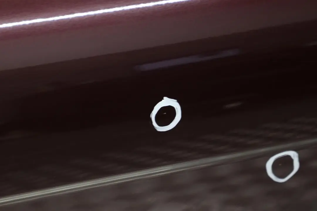 Door Front Right O/S Barberarot Barbera Red - A39 to BMW 7 Series E65 E66 with Part number 7202082 BMW 7 Series E65 E66 Door Front Right O/S Barberarot Barbera Red - A39 - SKU 7202082-BAR - Part number 7202082