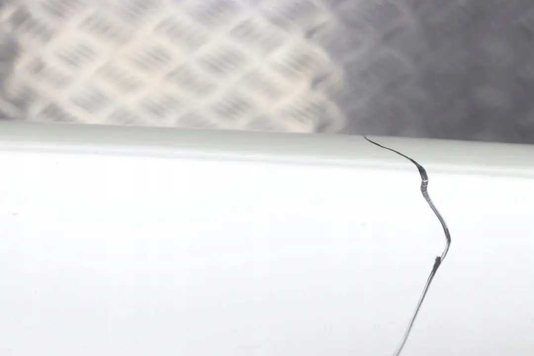 Complete Rear Bumper PDC White Gold to BMW 3 Series E92 E93 M3 with Part number 0433104 BMW 3 Series E92 E93 M3 Complete Rear Bumper PDC White Gold - SKU 0433104-WG - Part number 0433104