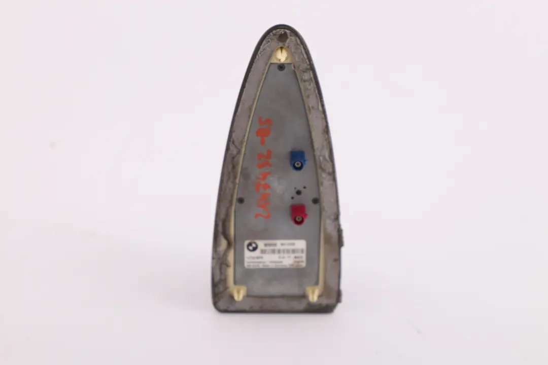 Rekin płetwa antena 3411475 do BMW E83 X3 o numerze 2147432 BMW E83 X3 Rekin płetwa antena 3411475 - SKU 2147432-BS1 - Numer Części 2147432