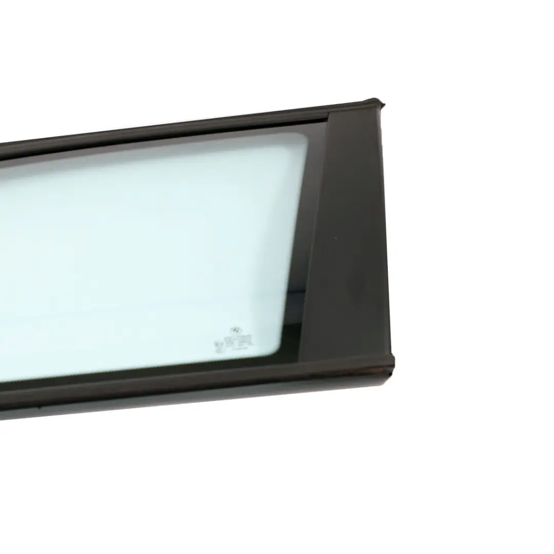 Right O/S Side Quarter Window Glass Green AS2 to BMW 3 Series E46 Touring Rear with Part number 8231852 BMW 3 Series E46 Touring Rear Right O/S Side Quarter Window Glass Green AS2 - SKU 8231852 - Part number 8231852