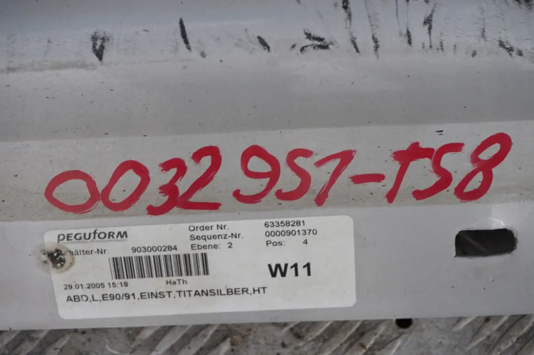 Listón de umbral Faldón lateral izquierdo Titansilber Silver Silber para BMW E90 E91 con número de pieza 32951 BMW E90 E91 Listón de umbral Faldón lateral izquierdo Titansilber Silver Silber - SKU 0032951-TS8 - Número de pieza 32951