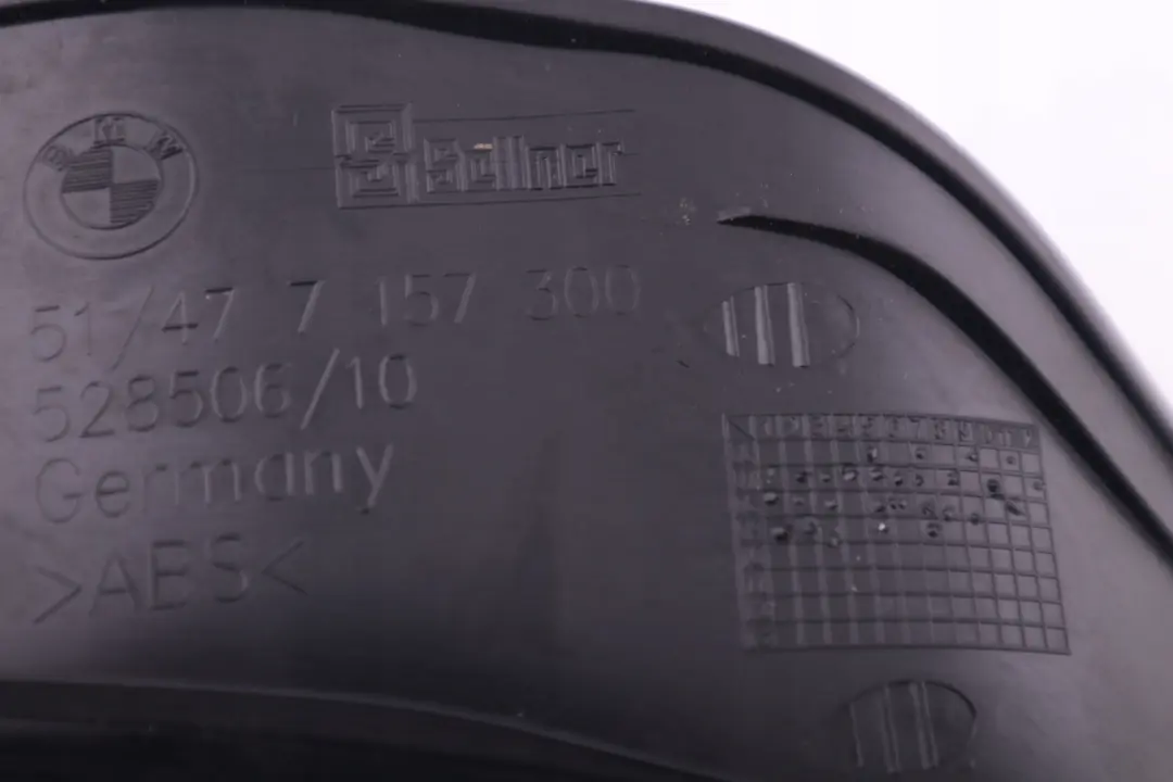 E93N LCI Blende Rechts Gepäckraum für BMW 3 er E93 mit Teilenummer 7157300 BMW 3 er E93 E93N LCI Blende Rechts Gepäckraum - SKU 7157300 - Teilenummer 7157300