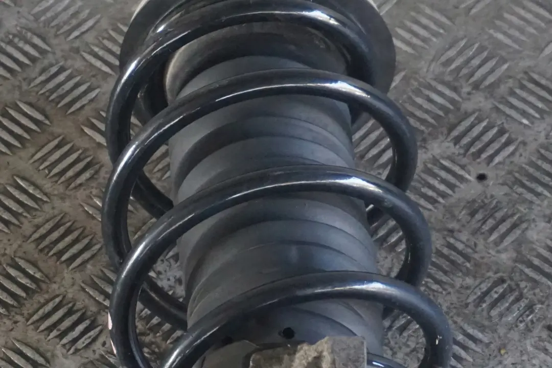 BMW E65 740i N62N Delantero Derecho O / S Spring Strut Suspension Pierna Freno - SKU 6770166 - Número de pieza 6770166